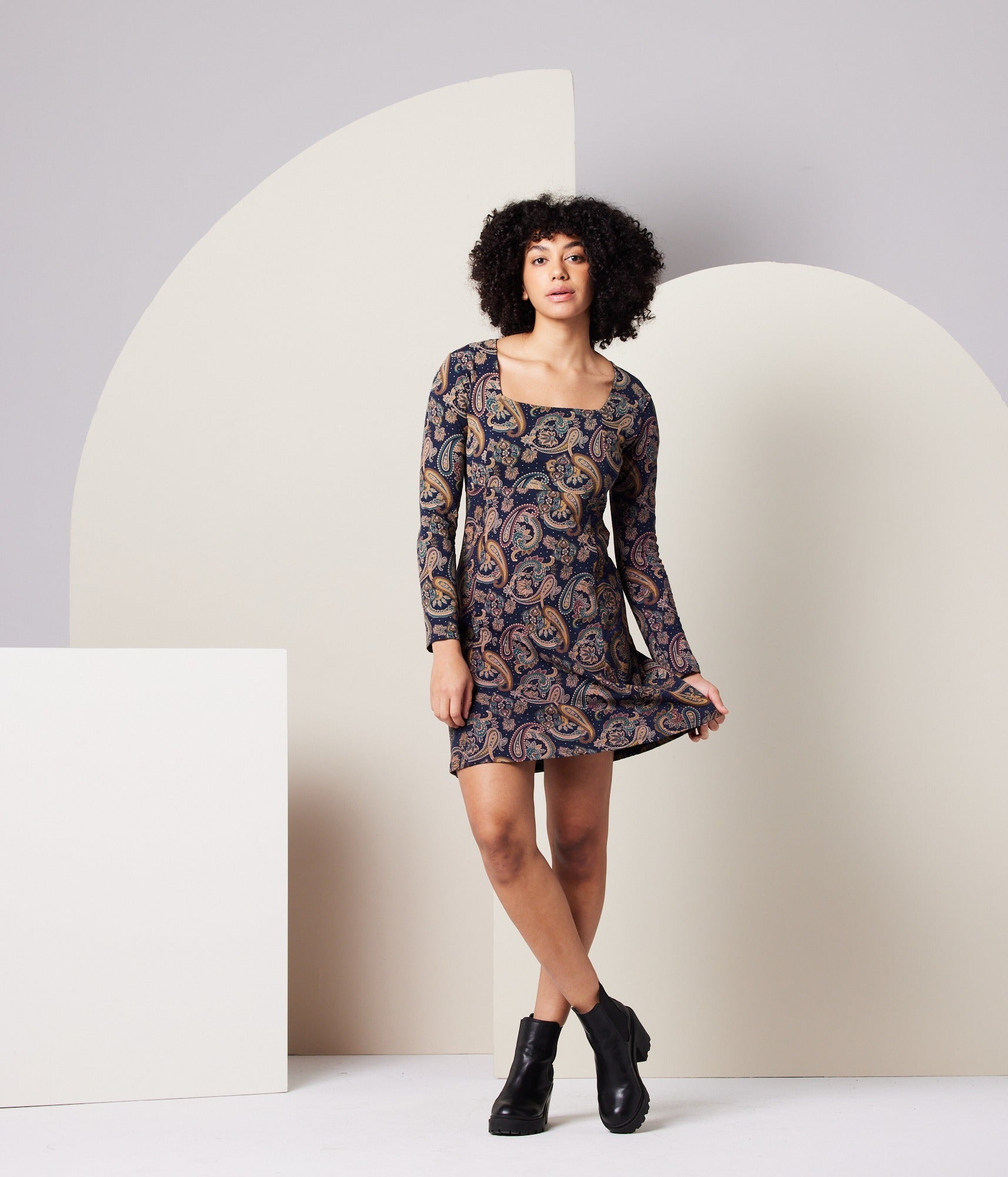 Sonnet Dress - Dark Blue Paisley