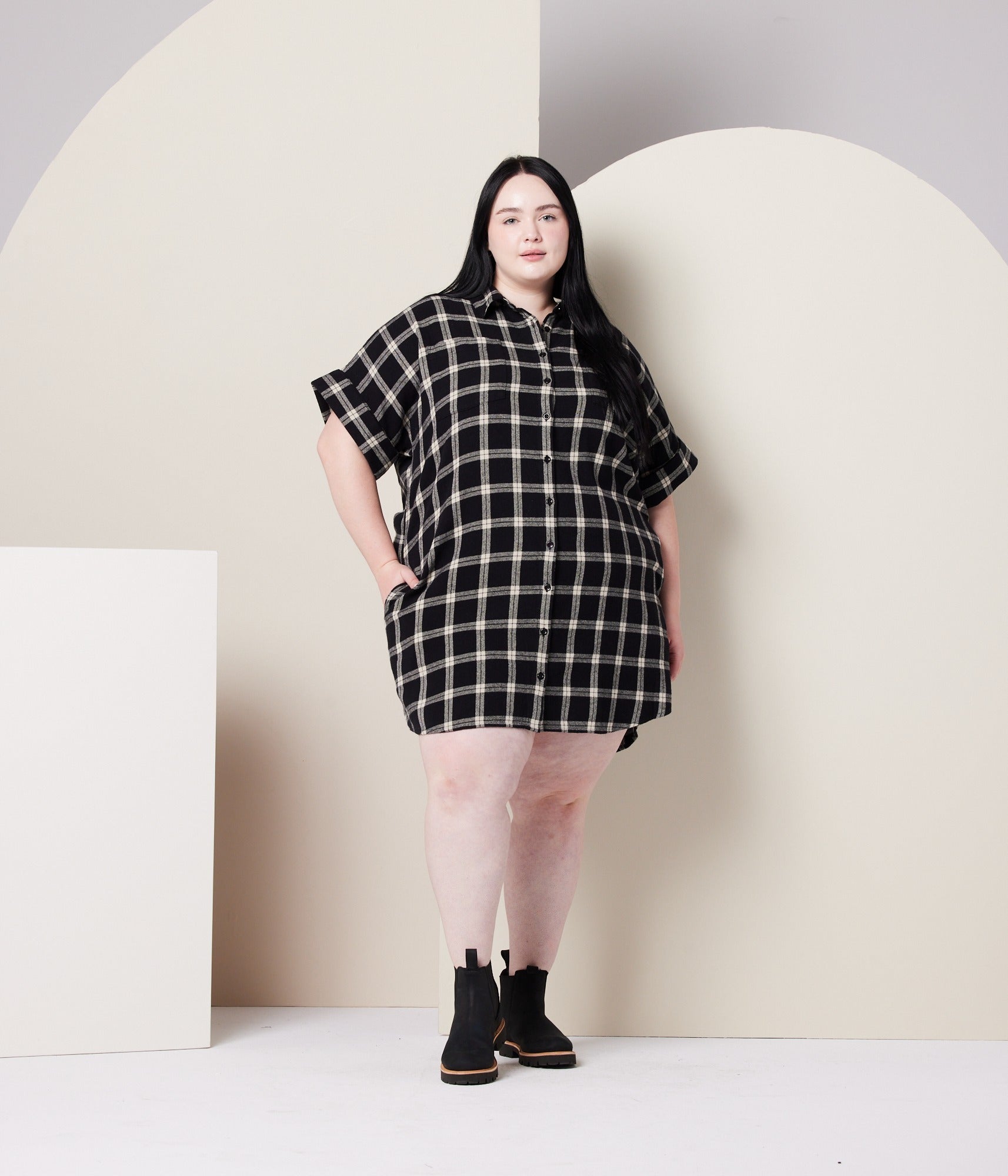 Amaris Dress - Black/Taupe Plaid