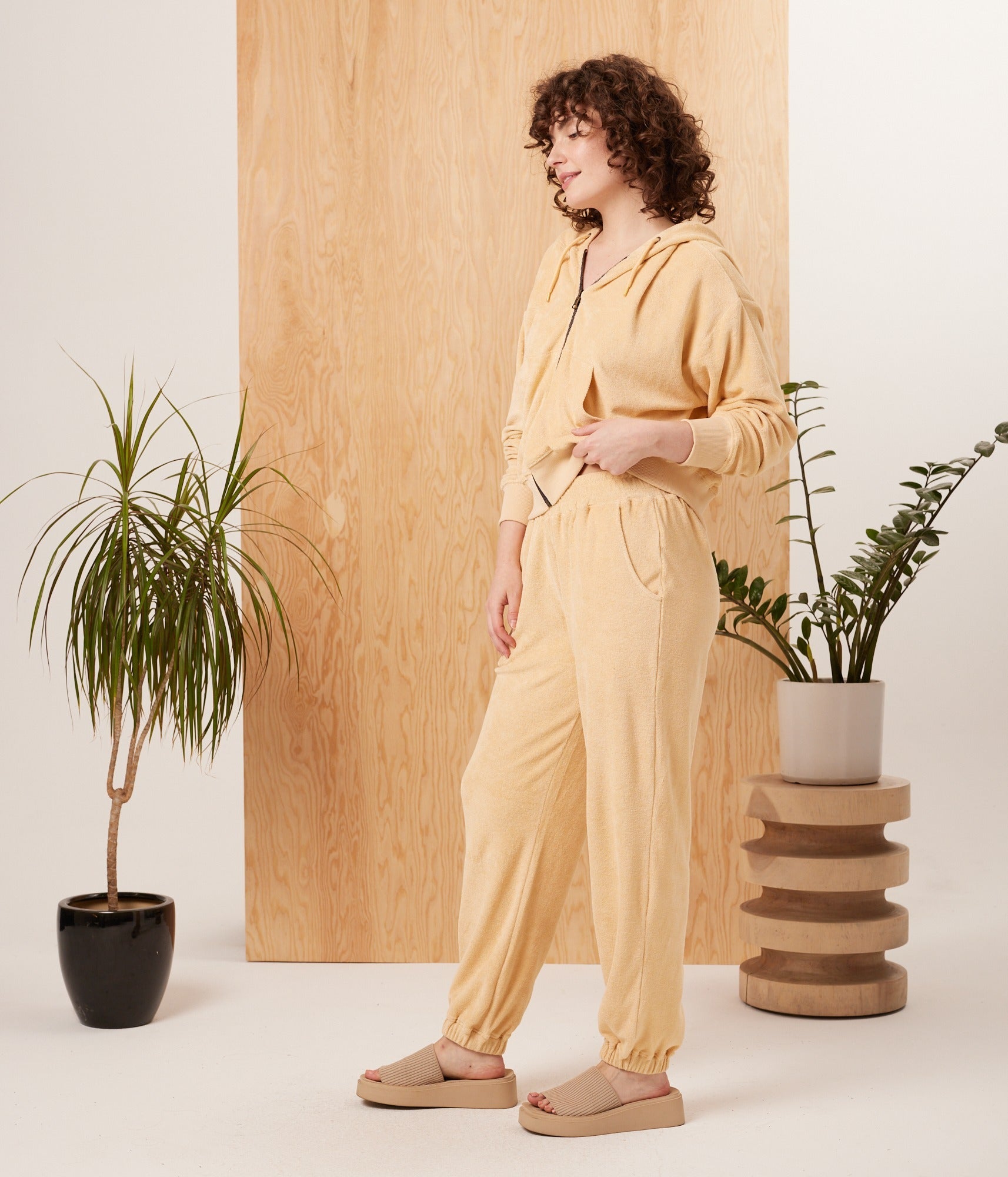 Tansy Jogger - Light Peach