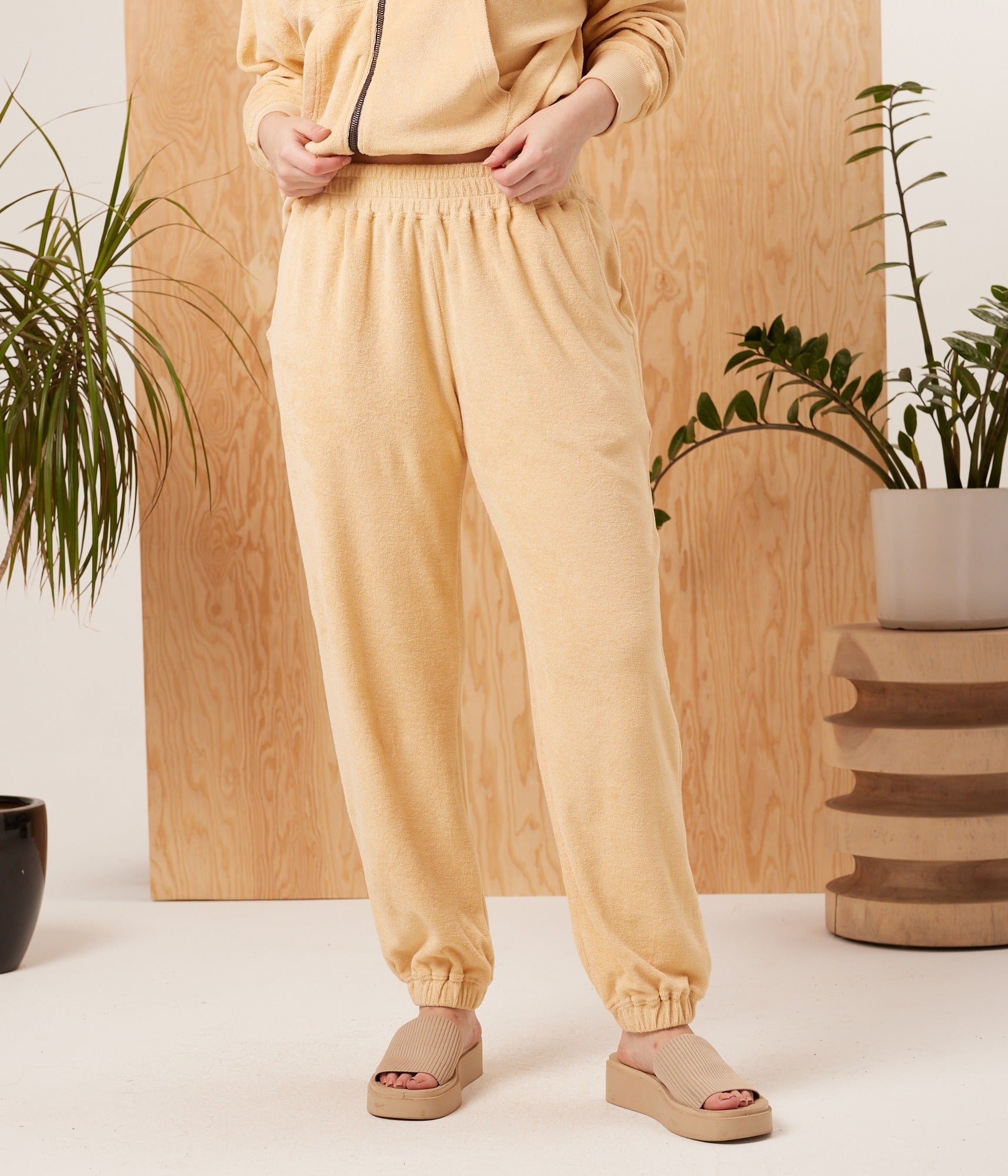 Tansy Jogger - Light Peach