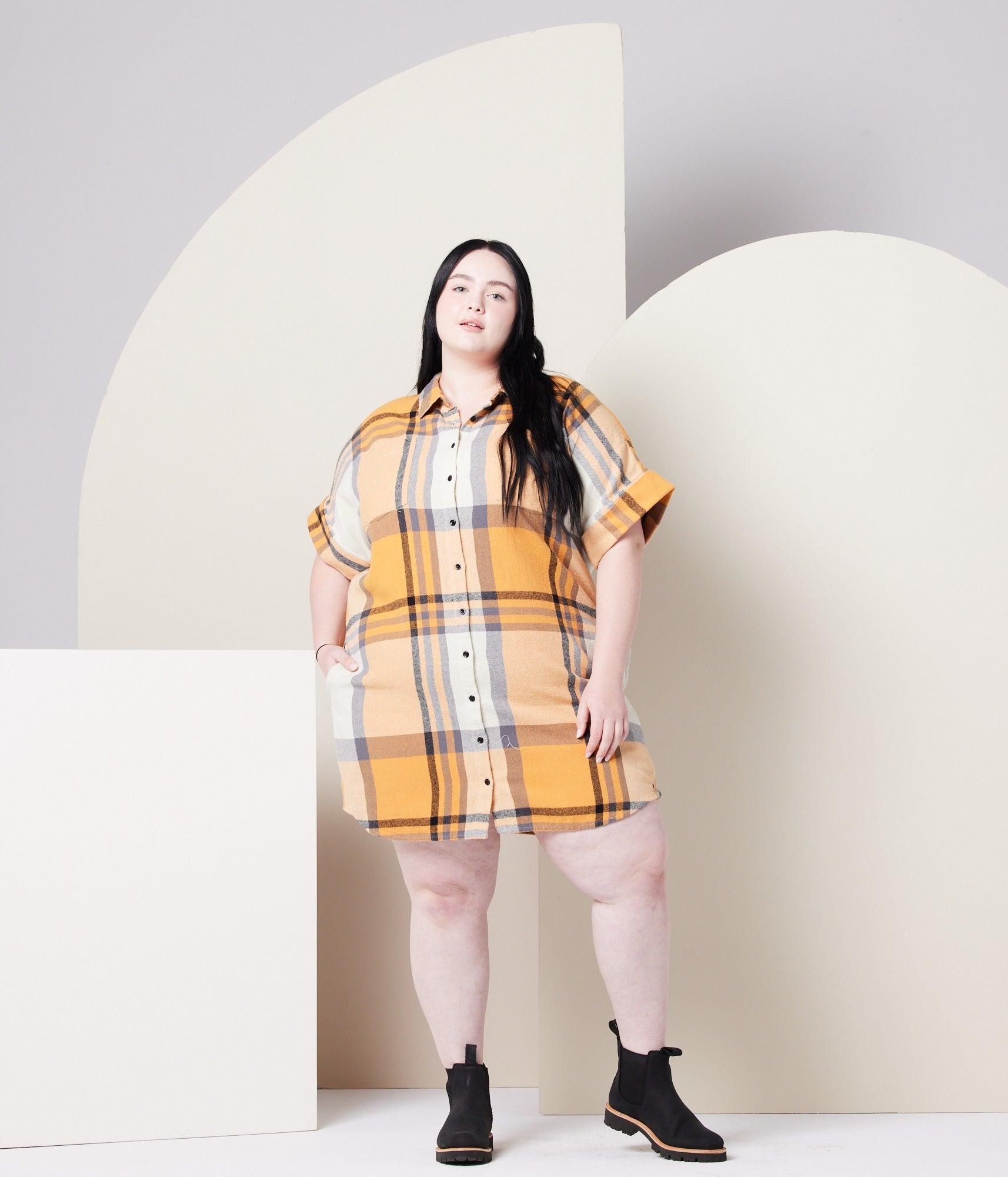 Amaris Dress - Apricot Plaid