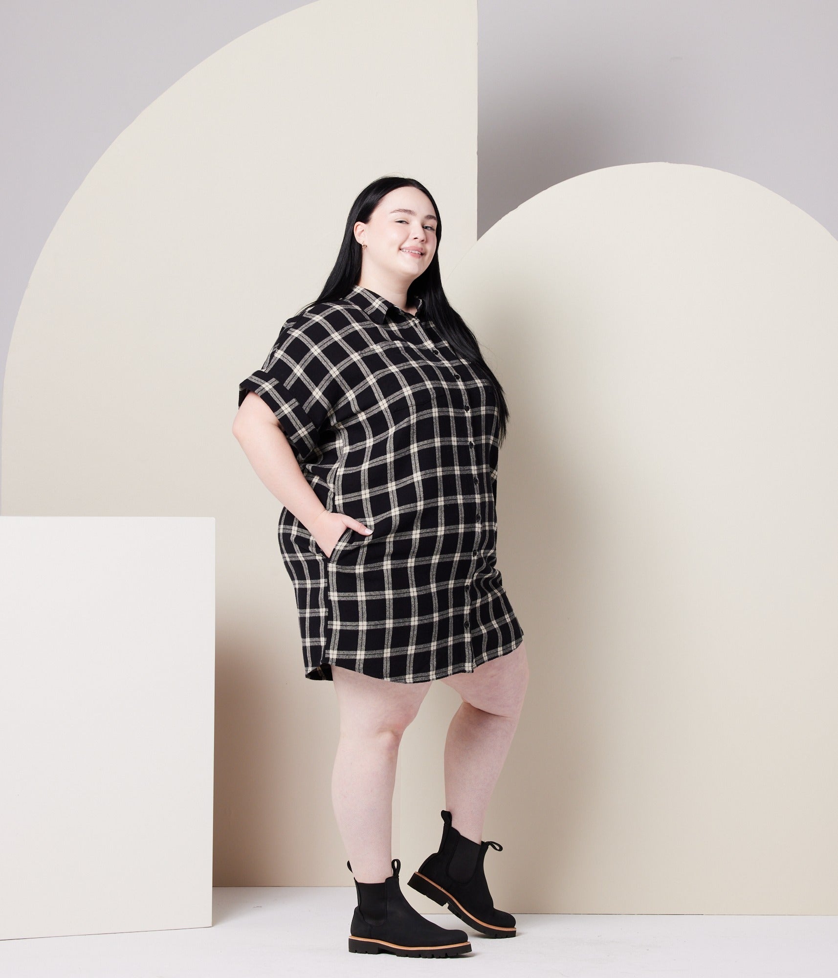 Amaris Dress - Black/Taupe Plaid