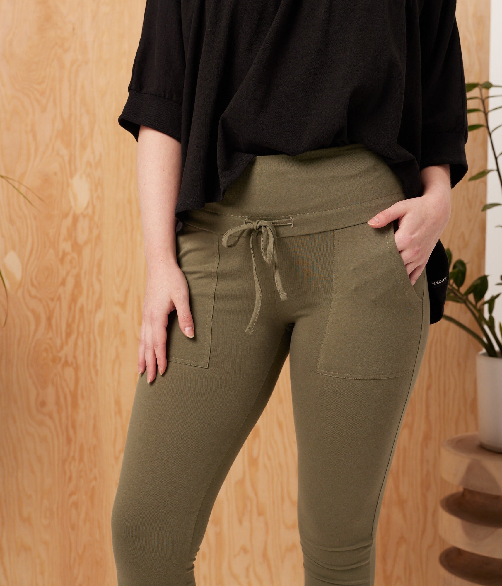 Olympia Legging - Army