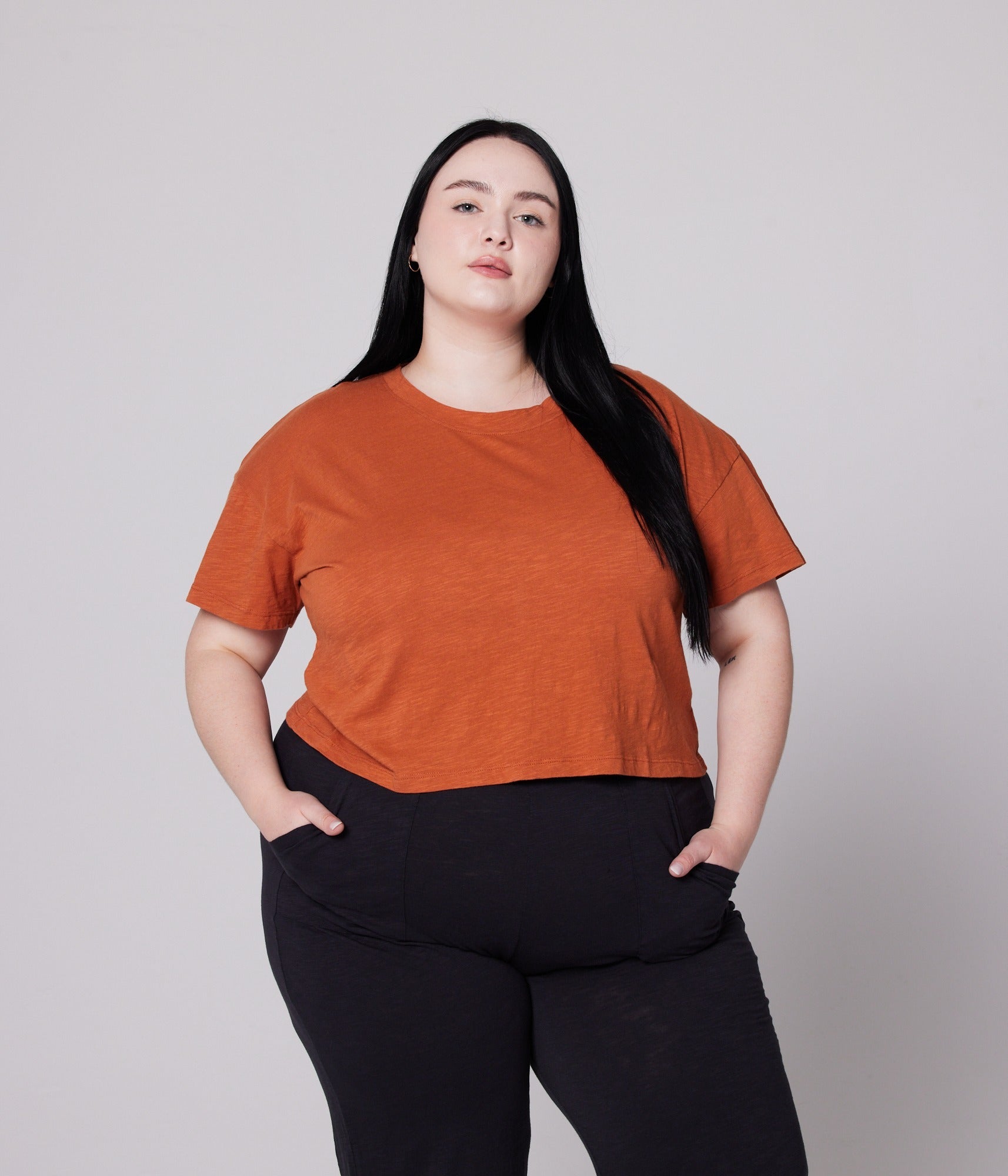 Women's Easy Crop Tee - Rust