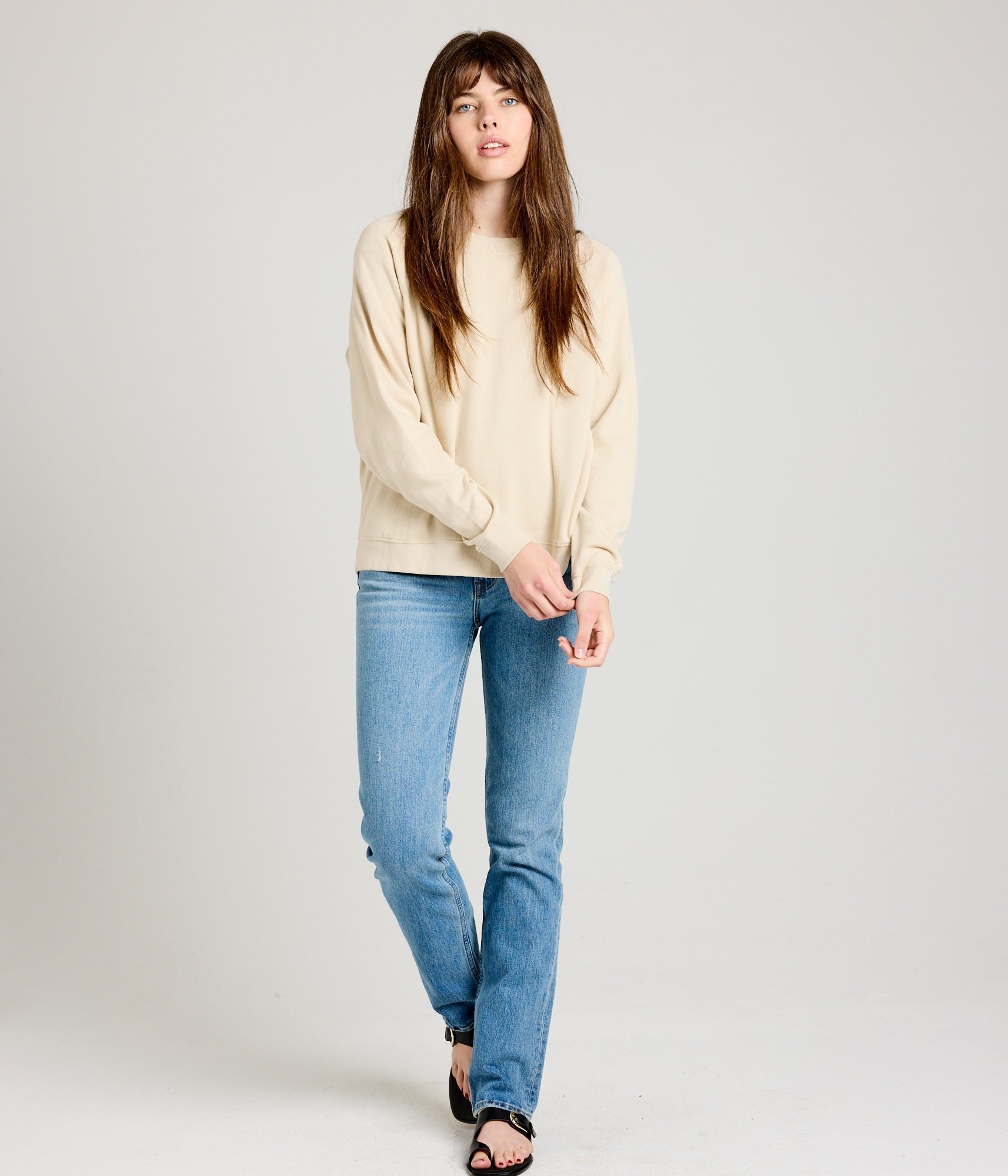 Women's Raglan Sweatshirt - Taupe